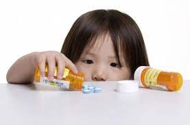 TGA: Cảnh báo tránh sử dụng thuốc kháng histamin thế hệ 1 cho trẻ nhỏ điều trị ho, cảm lạnh và cúm